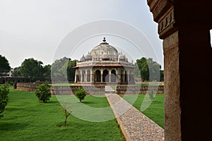 Mosque at Isa Khan Niyazi's tomb in Humayun Tomb complex