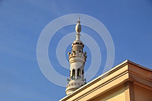 A mosque tower that resembles a nabawi mosque