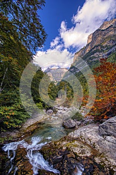 The most popular route in the Ordesa Valley, from the Pradera de Ordesa to the Cola de Caballo waterfall