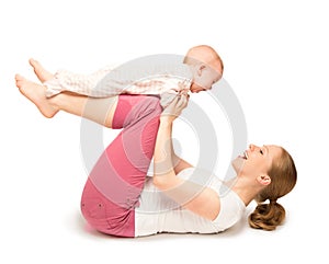 Madre a un nino gimnasia ejercicio 