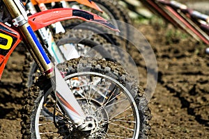 Motocross wheels start