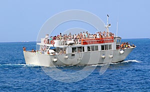 Motor Boat w/ Tourists