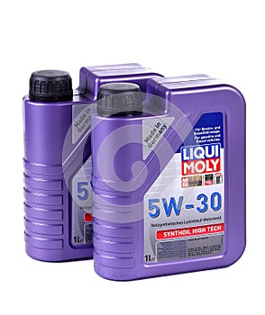 Motor oil Liqui Moly 5W-30 Synthoil High Tech