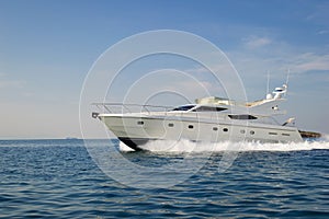 Motor-yacht cruising at full speed