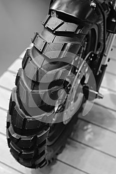 Motorbike wheels tire adjust to Black and white color