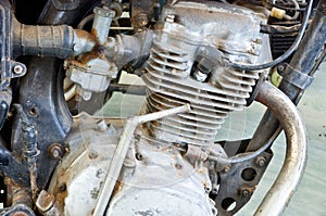 Motorcycle engine