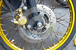 Motorcycle front wheel, tire, brake