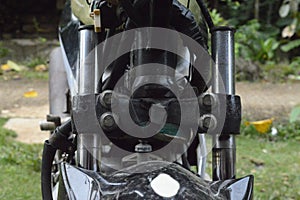Motorcycle triangle, front wheel