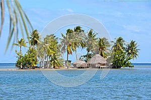 Motu in french polynesia