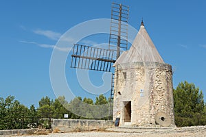 Moulin de Daudet, Provence, France, photo