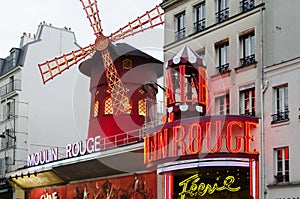 Moulin Rouge - Paris