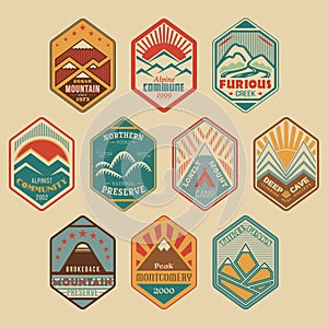 Mount badge set1color photo