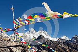 Mount Everest, Mt Lhotse, Makalu, buddhist prayer flags