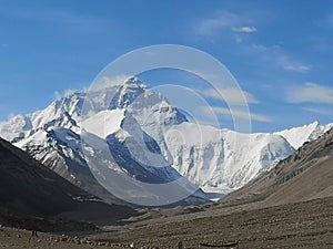 Mount Everest, where the clouds have just dissipated photo