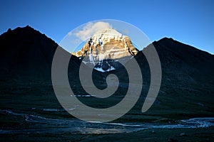 Mount Gang Rinpoche (Kailash) photo