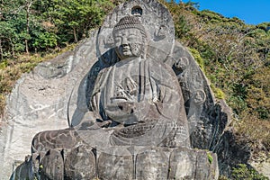 Mount Nokogiri é‹¸å±± Great Buddha æ—¥æœ¬æ™‚ä»£ç‰© stone-carved seated sculpture of Buddha, Japan