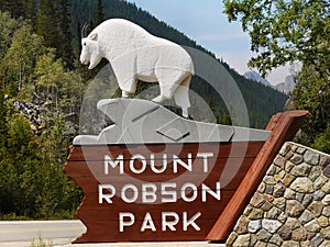 Mount Robson Park, Canadian Rockies, Canada