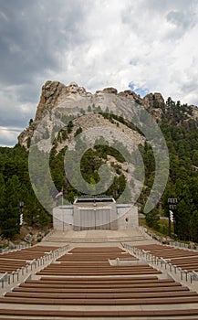 Mount rushmore front view in summer