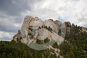 Mount rushmore front view in summer