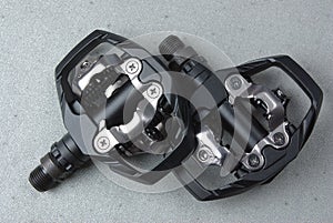 Mountain bike pedals