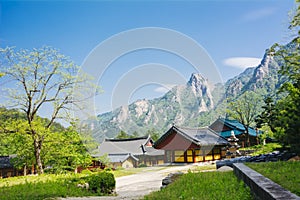 Mountain Buddhist Temple in Seoraksan National Park (South Korea