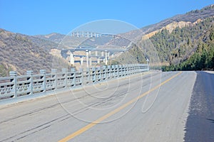 Mountain highway scenery