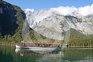 Mountain Lake KÃÂ¶nigsee, Bavaria.