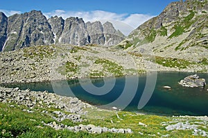 Horské jazero v Mieguszowieckej doline na Slovensku