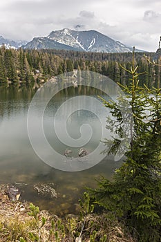 Horské jezero na Slovensku Tatra