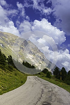 Mountain landscape along Forca di Presta, Marche, italy