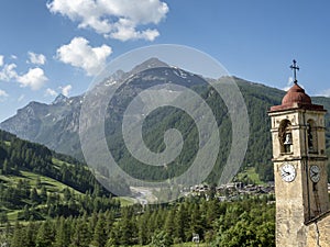 Mountain landscape along the road to Sestriere