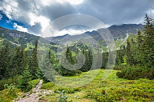 Horská krajina v oblasti Roháče v Tatranském národním parku, Sl