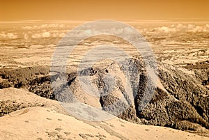Pohled na horské panorama z Volovce na Slovensku