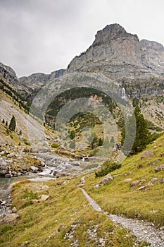 Mountain path in Canyon Anisclo photo