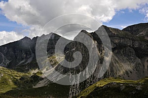 Mountain peaks photo