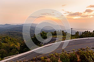 Mountain road leading up to Doi Inthanon National Park