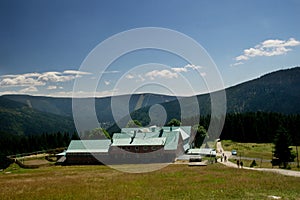 Mountain shelter Medvedi Bouda