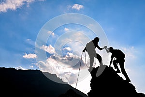 Mountaineering help,support and success