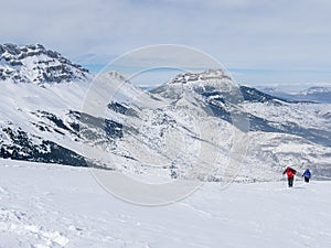 Mountaineers hiking in the fascinating Taurus mountains