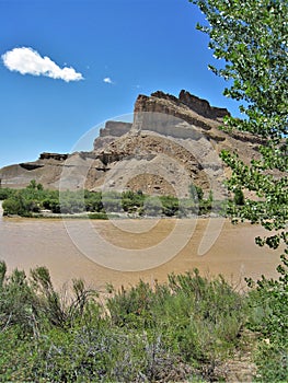 Mountains around the Green River