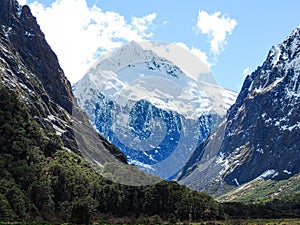 Mountains viewed on the road to Milford Sound, South Island, New Zealand