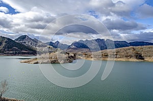 RiaÃÂ±o reservoir in the province of Leon photo