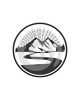 Mountaint logo , adventure logo vector
