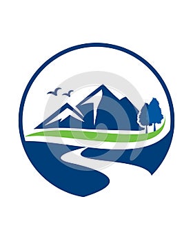 Mountaint logo , adventure logo vector