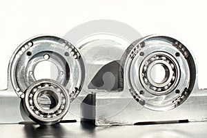 Mounted roller bearing unit. Mechanical engineering.