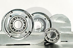 Mounted roller bearing unit. Mechanical engineering.