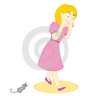 Mouse Scare Girl
