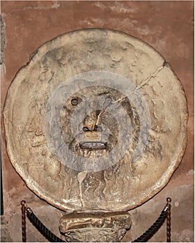 Mouth of Truth: Bocca della veritÃ 