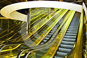 Move escalator in modern office centre