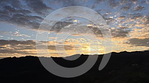 Movement of air masses in the mountains of California. Clouds and cumulus clouds